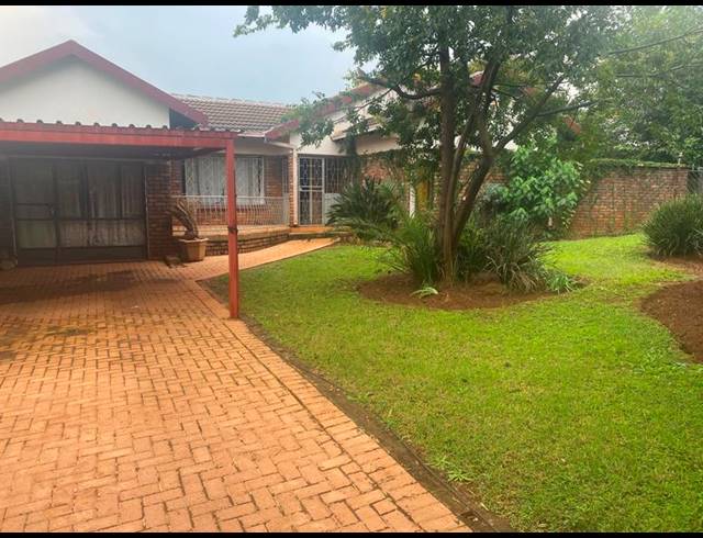 3 BEDROOM HOUSE FOR SALE IN DENNESIG